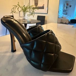 Tony Bianca Black Leather Mule size 7